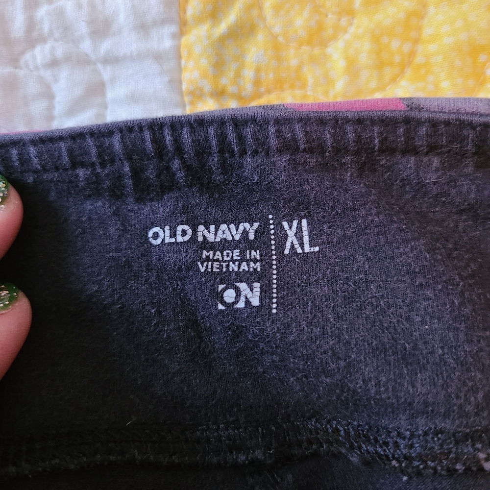 Old Navy cropped Yoga leggings stretchy cotton blend - XXL Black